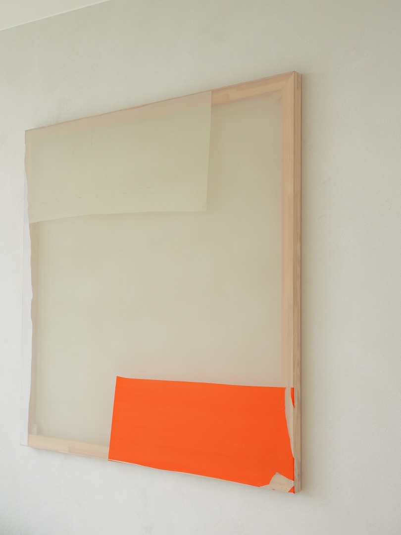Orange_White_Cemento